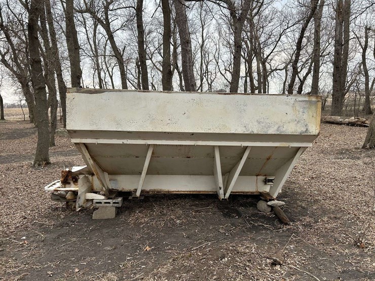 10-ton-willmar-fertlizier-box-for-parts-or-repair-image-2