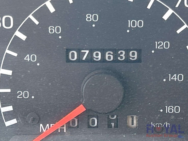 2005-ford-f750-image-8
