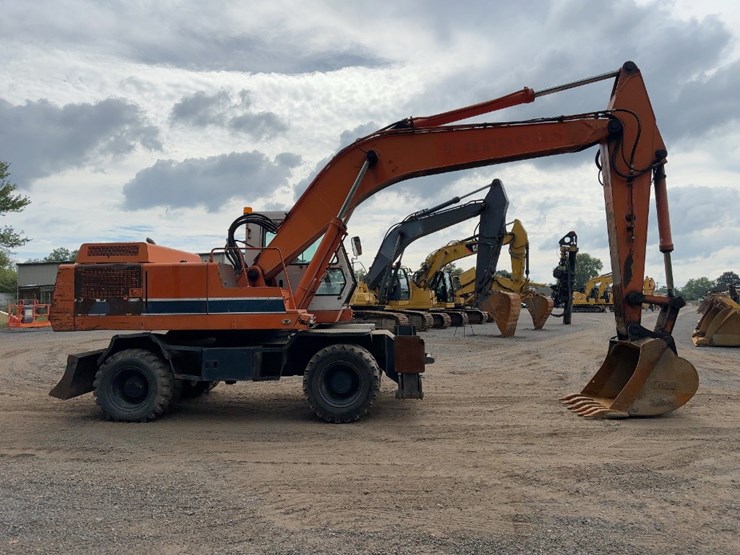 1995-daewoo-dh200w-image-6