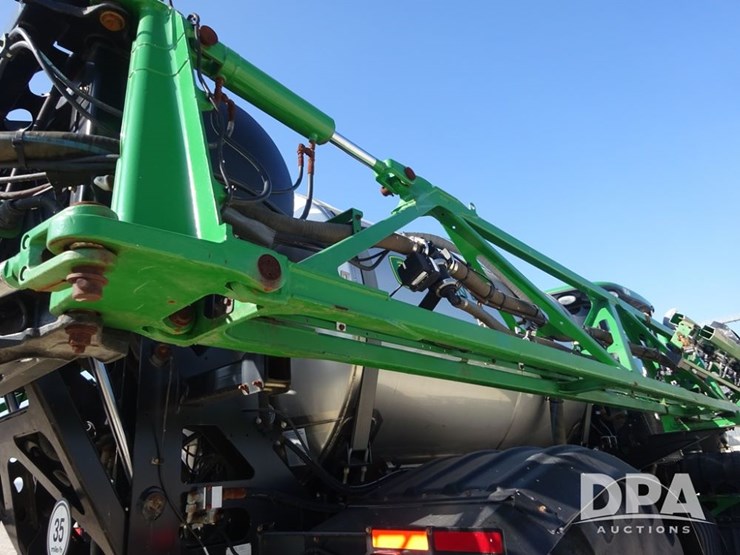 2020-john-deere-f4365-image-73