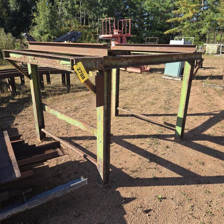 #2788 • Steel Stand