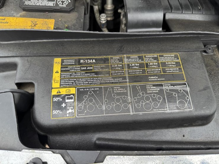 2011-ford-cargo-image-60