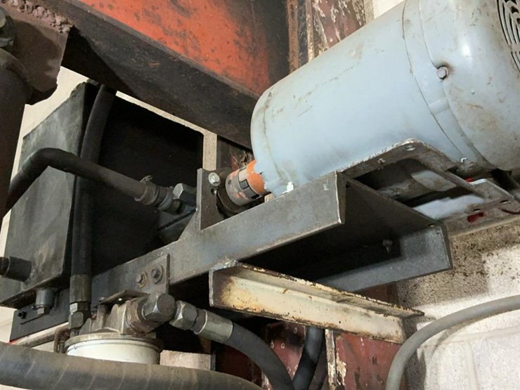 #116-•-40-ton-shop-press-image-13