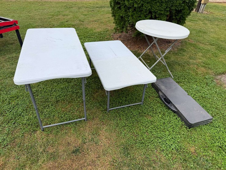 (4)-camping-tables,-buying-all-for-one-money-image-2