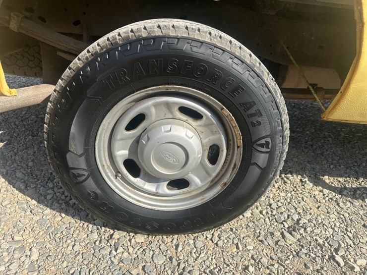 2010-ford-f250-image-43