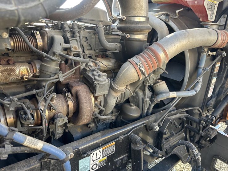 2023-kenworth-w990-image-47