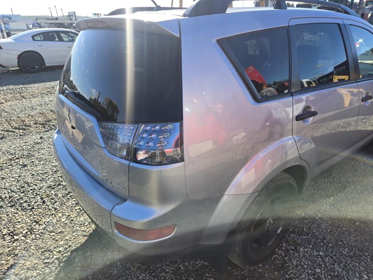 2007-mitsubishi-outlander-image-14
