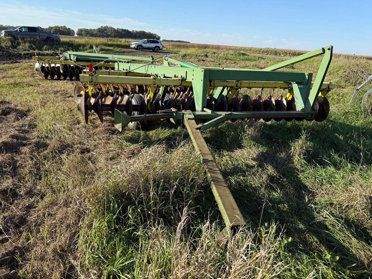 john-deere-360-image-5