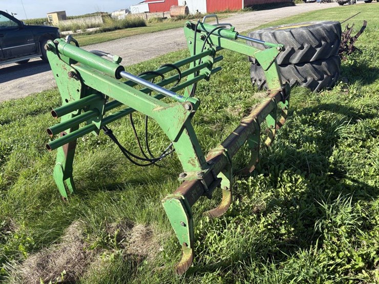 john-deere-746-image-4