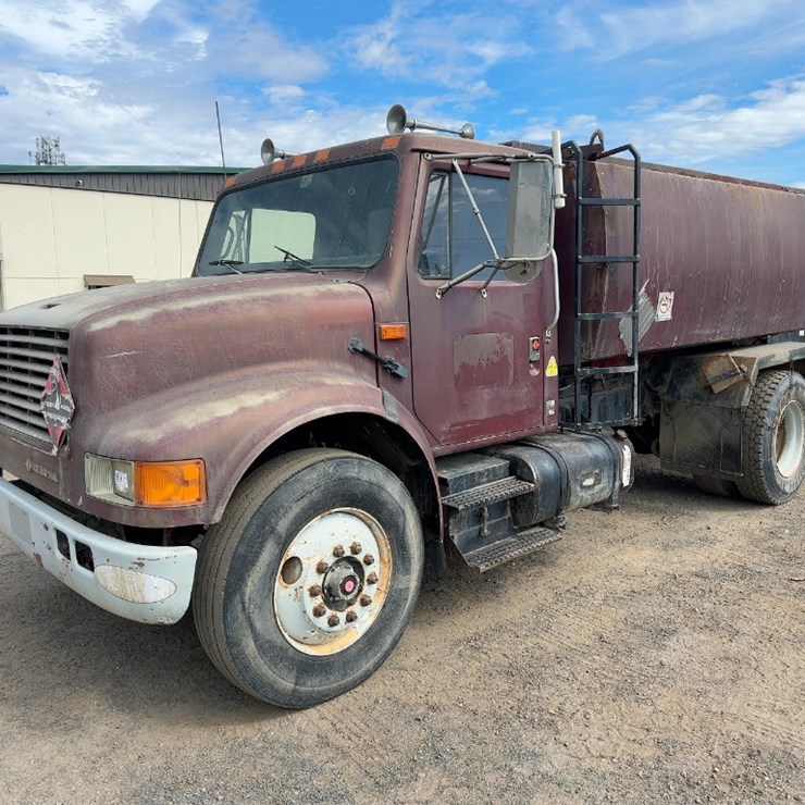1990 INTERNATIONAL 4900