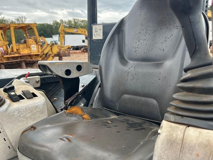 deere-50g-image-26