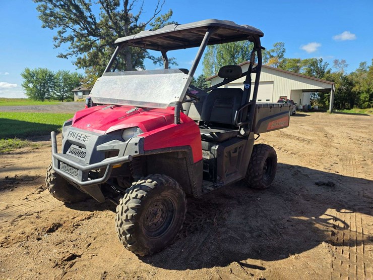 2013-polaris-ranger-image-1