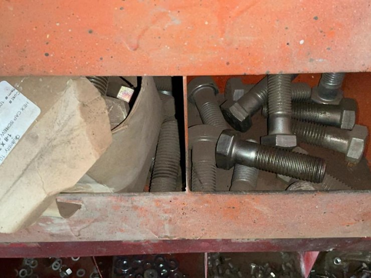 #121-•-rack-and-assorted-contents-image-20