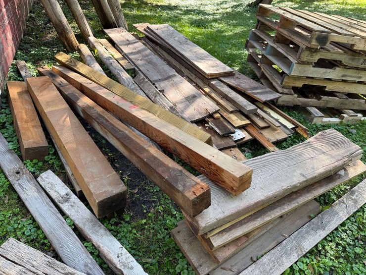 misc.-lumber-and-blocking-and-cinder-blocks-image-4