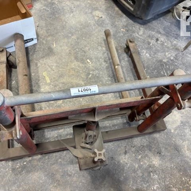 HEIN-WERNER TRUCK WHEEL DOLLY