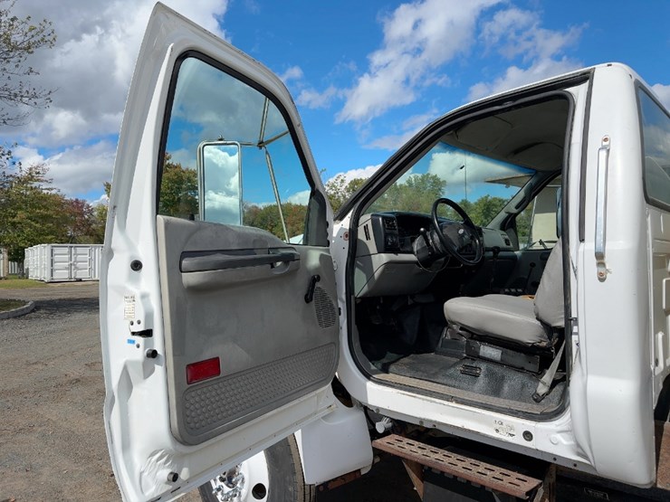 2003-ford-f650xl-image-18