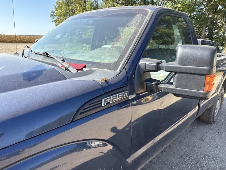 2014-ford-f250-image-16