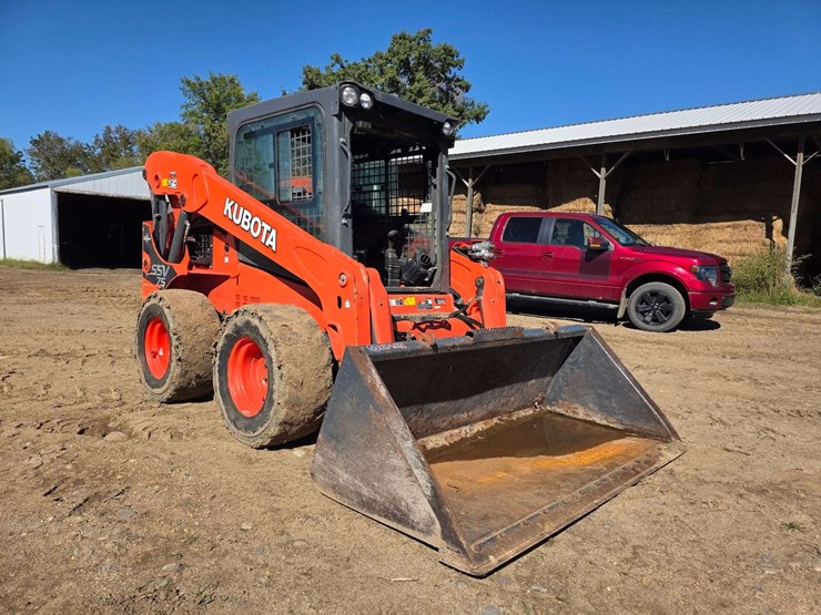 2019-kubota-ssv75-image-15