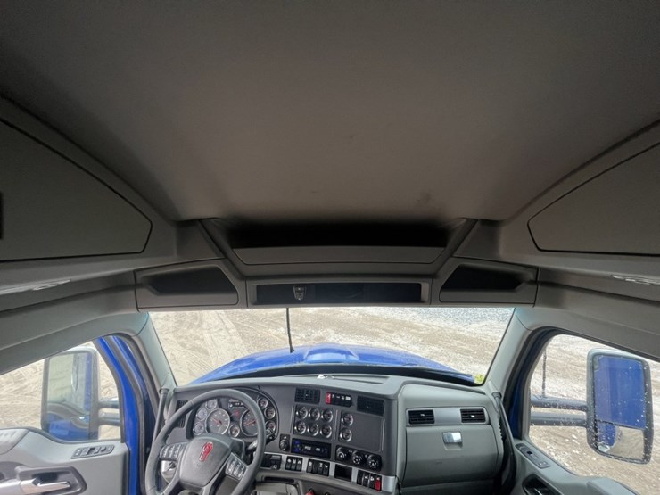 2020-kenworth-t680-image-98