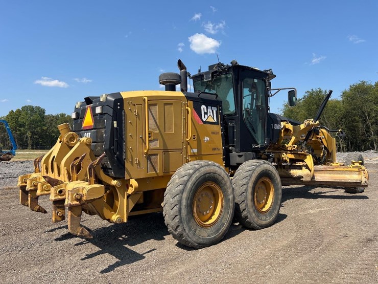 caterpillar-140m2-image-4
