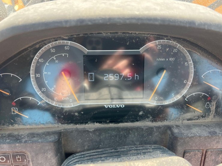 2019-volvo-l70h-image-36