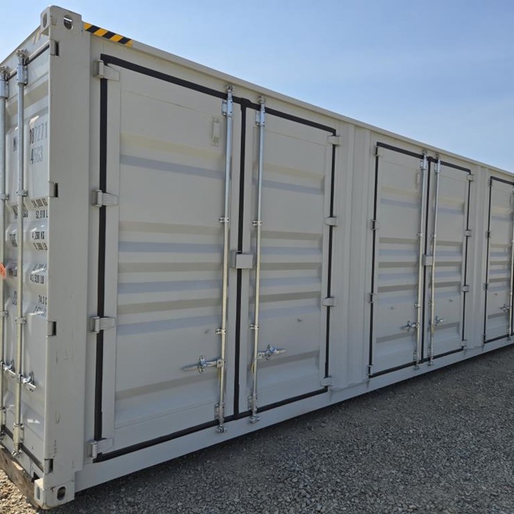 #5153 • 40' (5) Door Shipping Container