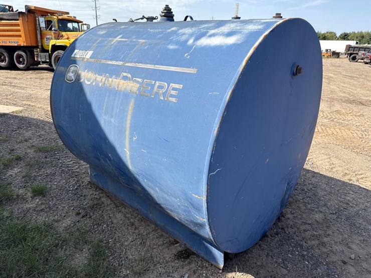 #1412-•-1200-gallon-fuel-tank-image-2