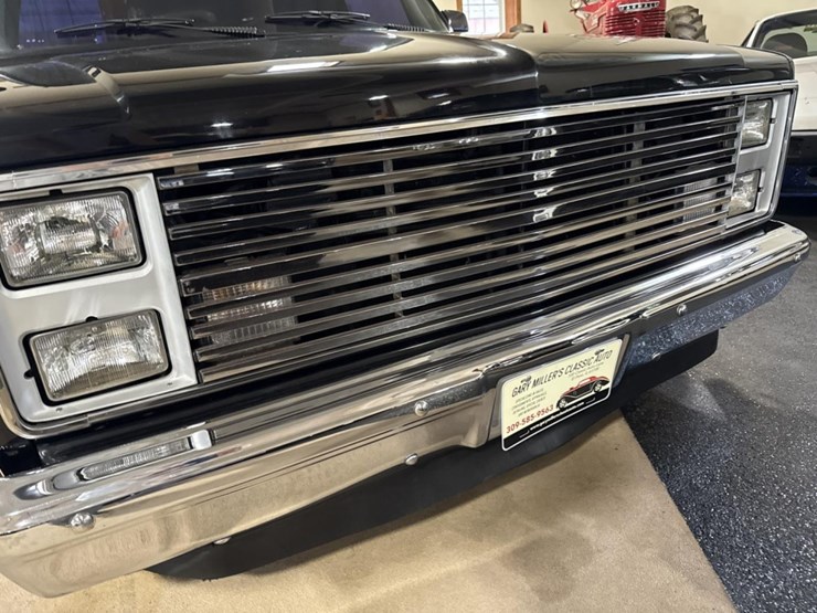 1985-chevrolet-c10-image-21
