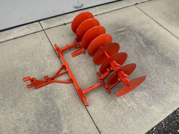 1948-plow-trac-walk-behind-5hp-garden-tractor-with-36”-dozer-blade,-original-3’-disk,-6-12-original-image-9