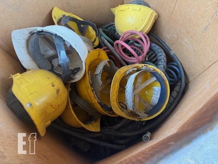 box-of-misc-air-hose-image-2