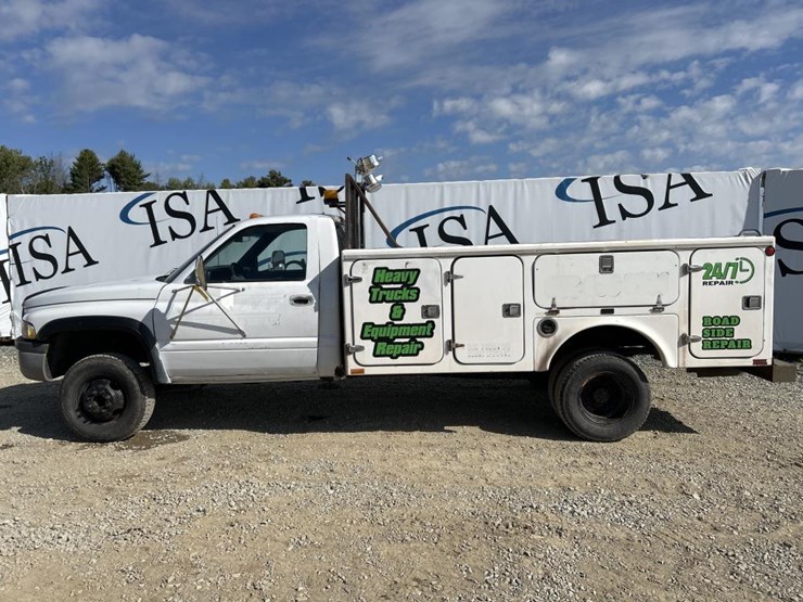 1997-dodge-ram-3500-image-2