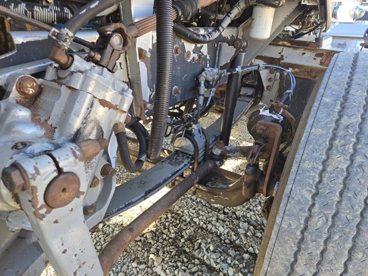 2005-kenworth-t800-image-33