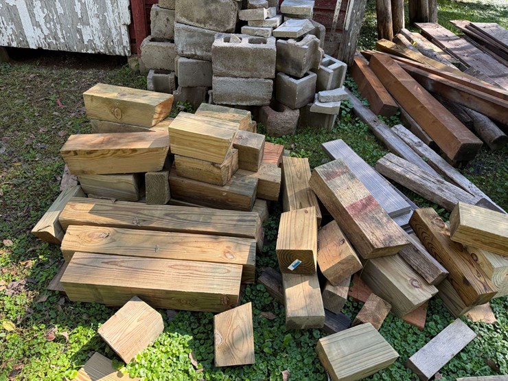 misc.-lumber-and-blocking-and-cinder-blocks-image-6