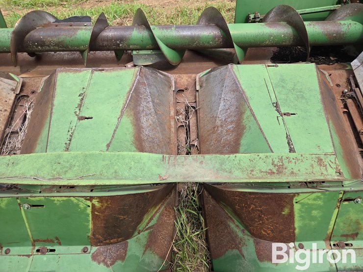 john-deere-444-image-17
