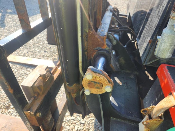 #5101-•-2015-palfinger-gt55e-forklift-image-15