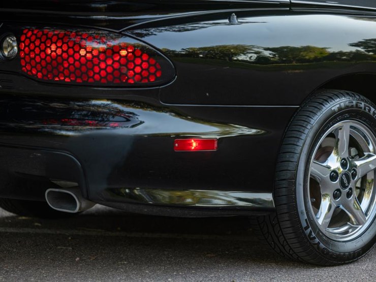 #2284-•-2002-pontiac-firebird-trans-am-convertible-image-24