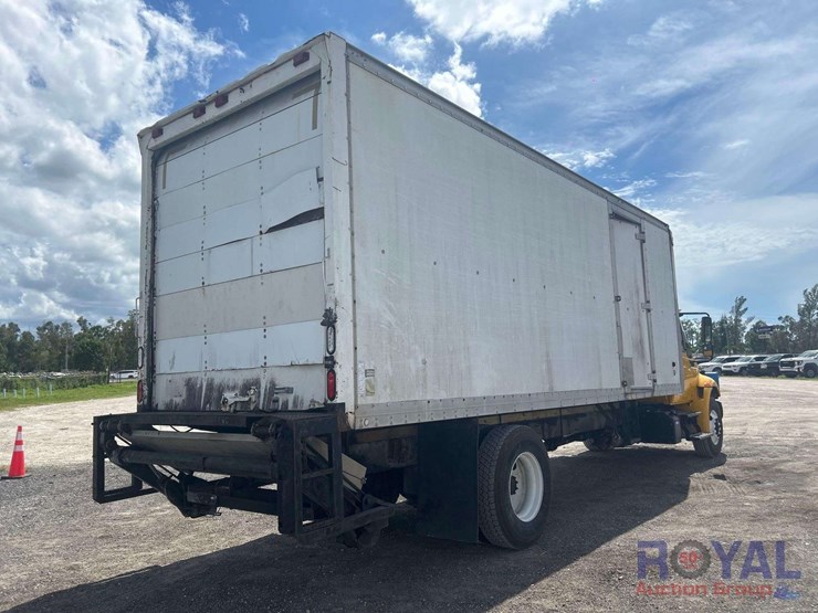 2019-international-durastar-4300-image-4