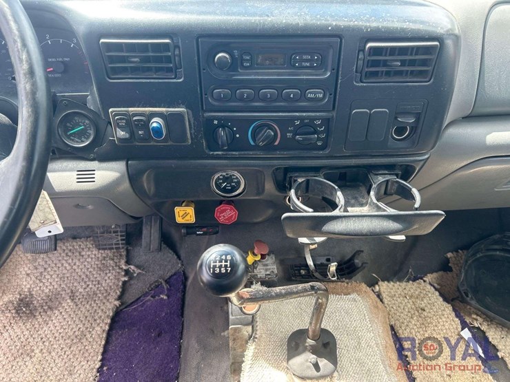2005-ford-f750-image-10