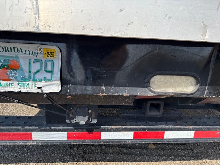 2016-izuzu-nprxd-s/a-box-truck-image-14