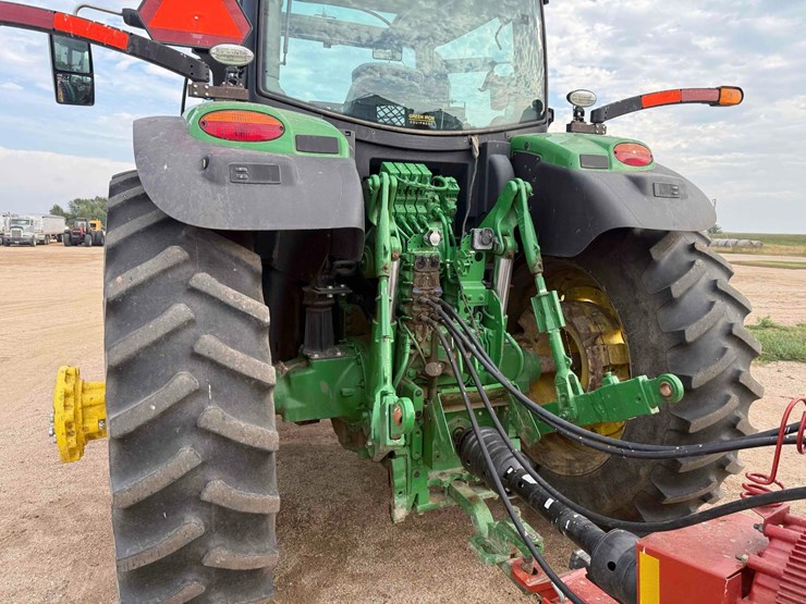 2020-john-deere-6175r-image-8