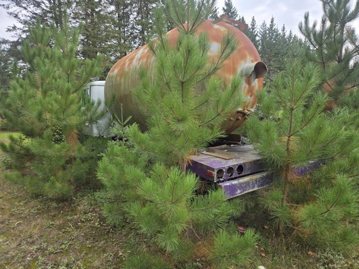 #2583-•-propane-truck-image-6