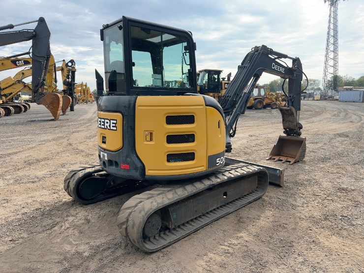 2017-hitachi-zx50u-5n-image-5