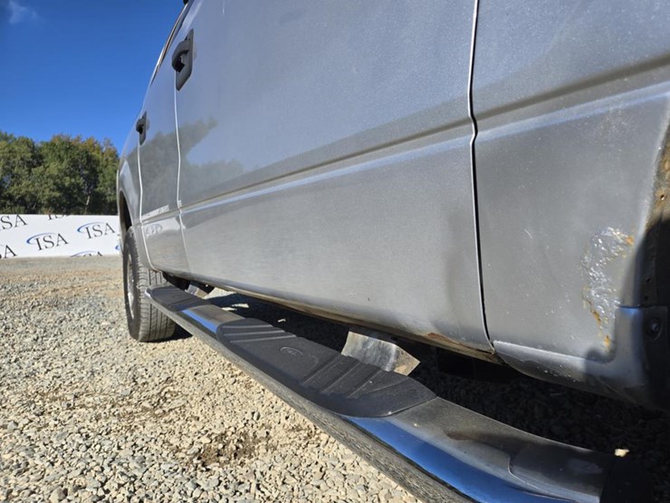 2010-ford-f150-image-12