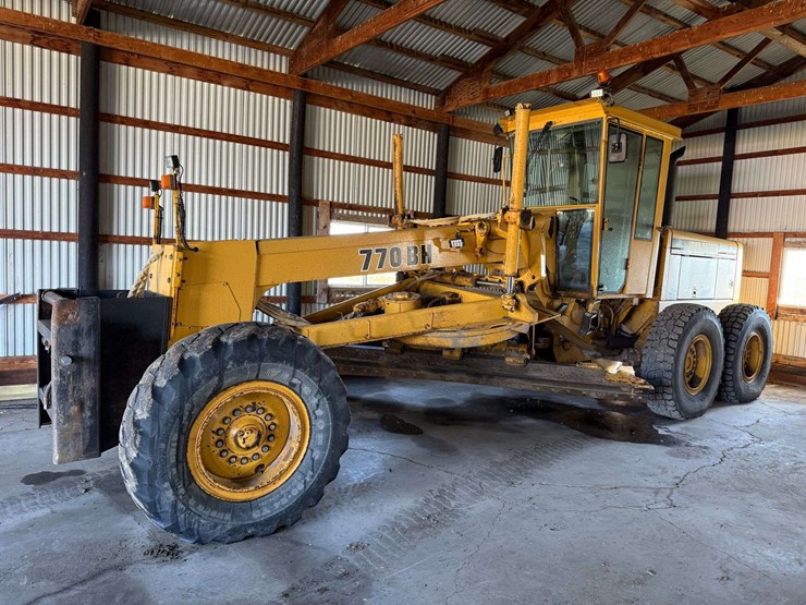 1994-deere-770bh-image-1