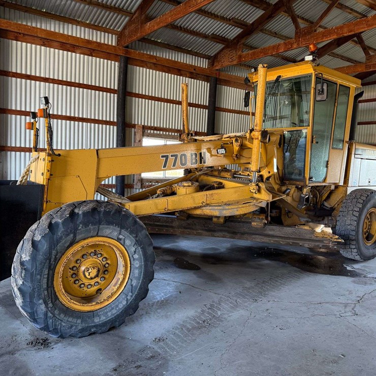 1994 DEERE 770BH