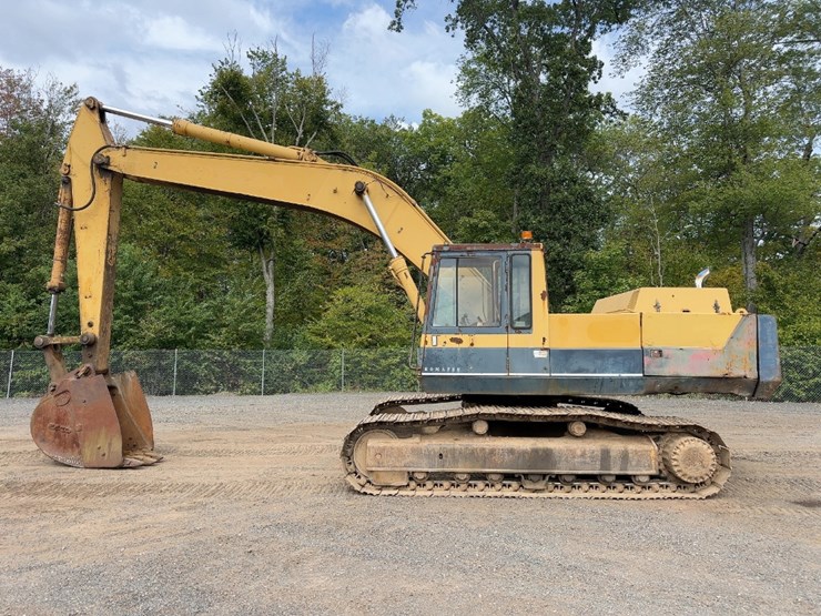 komatsu-pc300-3-image-2