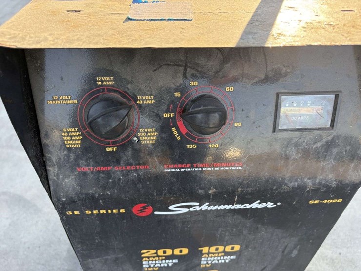 schumacher-se-4020-battery-charger,-6-12v,-200/100/40/10v-image-5