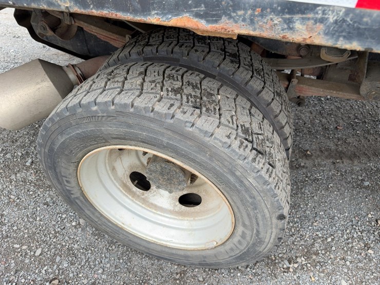 2008-ford-f550-xlt-image-9