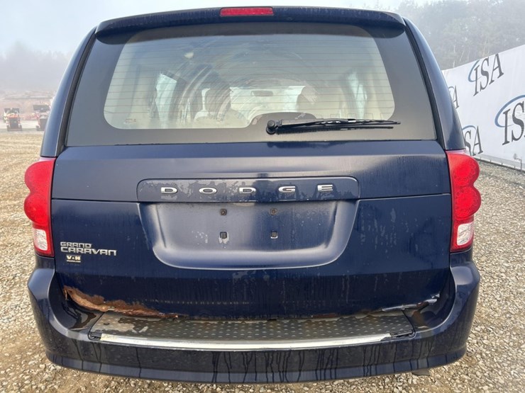 2014-dodge-grand-caravan-image-4
