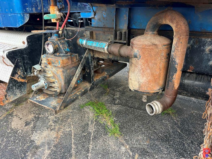 1997-kenworth-t800-image-4